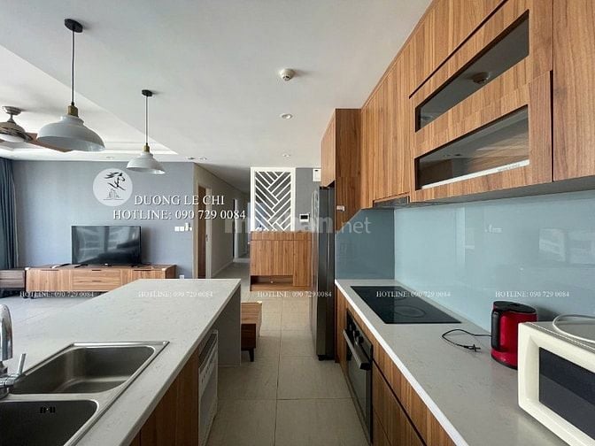 Bán căn hộ 3 phòng ngủ Đảo Kim Cương, 124 m2, view hồ bơi, giá tốt