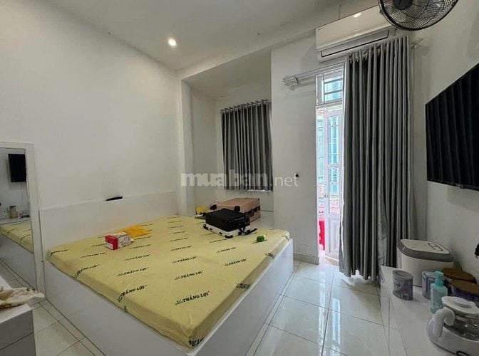 Bán nhà ở đường Nguyễn Huy Lượng Bình Thạnh có sổ hồng riêng   