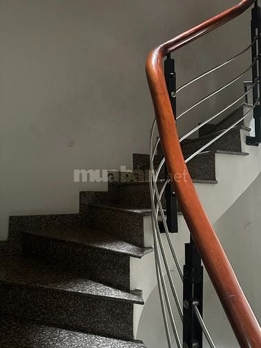 Bán nhà 2MT trước sau hẻm nhựa 8m Dt: 4x13m 1 lững 3 lầu ST 7.2 Tỷ TL