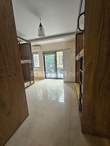HIẾM! NHÀ ĐẸP - THANG MÁY - SÂN RỘNG - TRƯƠNG ĐỊNH -HBT- 10M Ô TÔ RA P