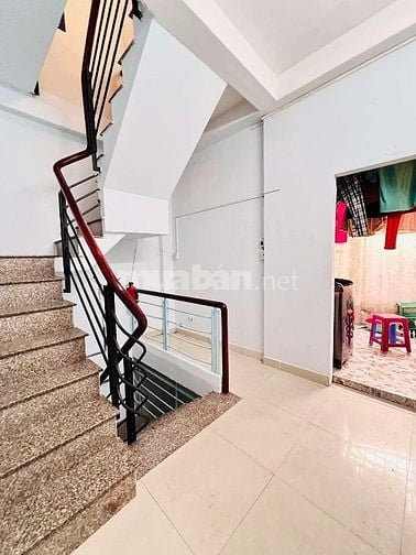 HXT THÔNG THOẠI NGỌC HẦU - 4.3 x 20 4 TẦNG chỉ 7 tỷ 4