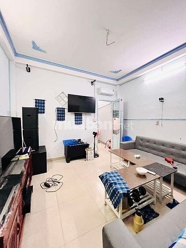 HXT THÔNG THOẠI NGỌC HẦU - 4.3 x 20 4 TẦNG chỉ 7 tỷ 4