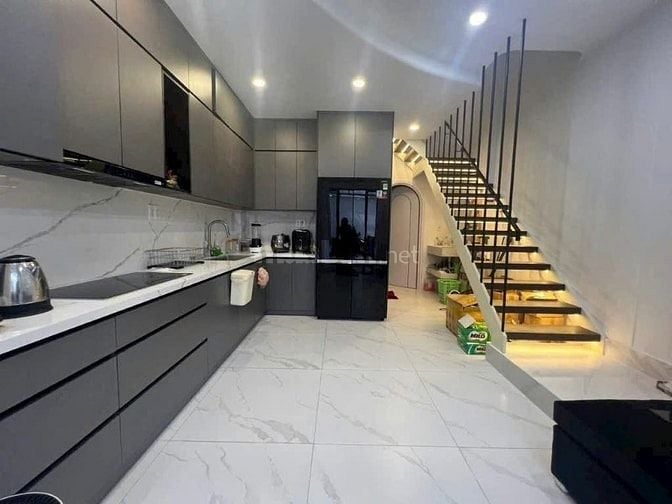 CHỈ HƠN 4 TỶ, NHÀ MỚI TOANH 92M2, 3PN HẺM XH ĐƯỜNG 379, TNP A, QUẬN 9