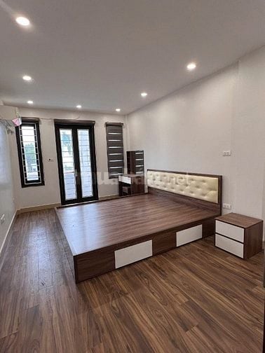 BÁN NHÀ GIA THƯỢNG 36M2 X 5 TẦNG, FULL NỘI THẤT, NGÕ Ô TÔ.