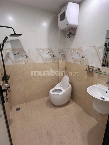 BÁN NHÀ GIA THƯỢNG 36M2 X 5 TẦNG, FULL NỘI THẤT, NGÕ Ô TÔ.