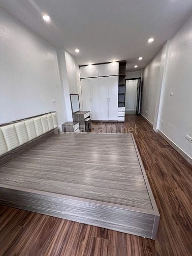 BÁN NHÀ GIA THƯỢNG 36M2 X 5 TẦNG, FULL NỘI THẤT, NGÕ Ô TÔ.