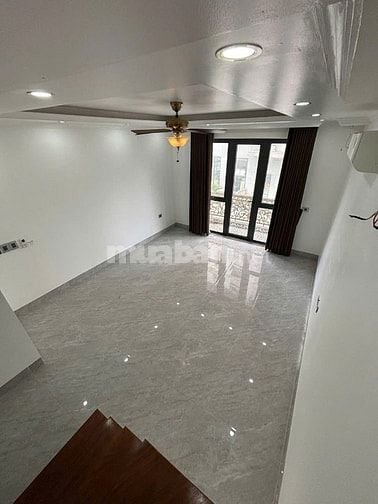 Cho thuê nhà liền kề căn góc K35 Tân Mai: 55m2, 4 tầng, 26tr