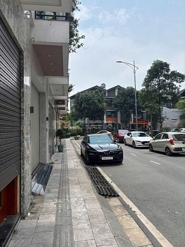 Cho thuê nhà liền kề căn góc K35 Tân Mai: 55m2, 4 tầng, 26tr