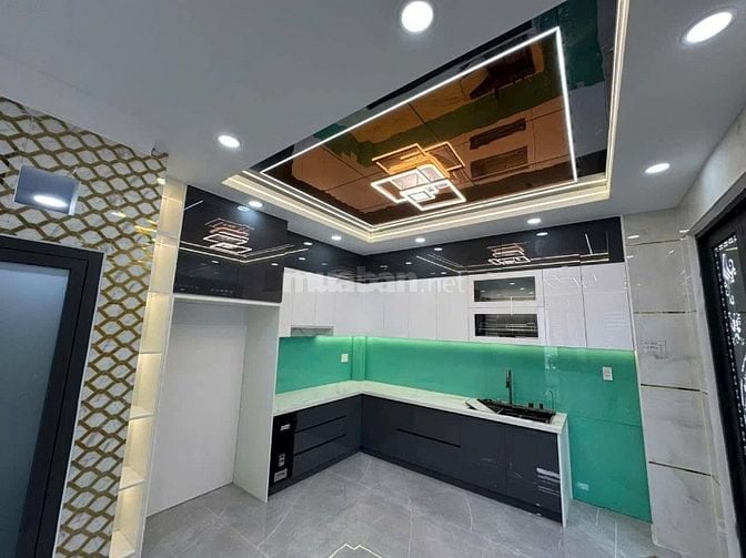 Nhà Thái Phiên cách bv Quận 11 300m | Nhà BTCT có sẵn hd thuê 14tr