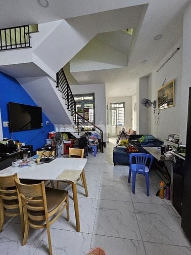 Bán Nhà Mặt Tiền Đường 10M, Trịnh Quang Nghị Q8, 60M2,  4 Tầng, Ko QH