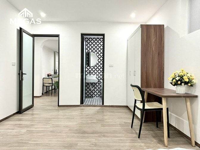 CHO THUÊ CĂN HỘ 2 NGỦ – NGAY HỒ TÂY – FULL NỘI THẤT, CHỈ VIỆC Ở