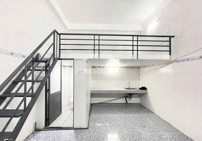 Bán căn nhà với dãy trọ sau lưng nhà tại Huyện Bình Chánh 