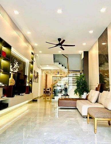 CỰC HIẾM! NHÀ ĐẸP HXH Tân Bình - Có nội thất, P.12, Q.TB Giá 27tr