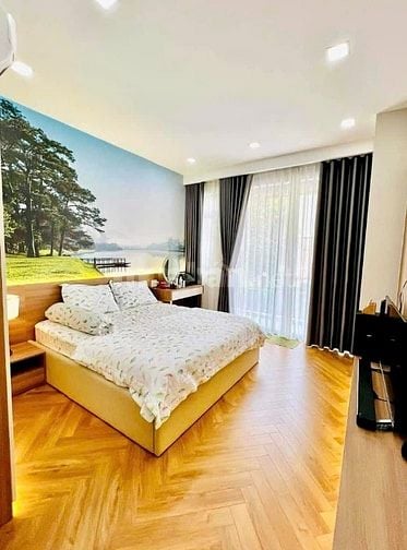 CỰC HIẾM! NHÀ ĐẸP HXH Tân Bình - Có nội thất, P.12, Q.TB Giá 27tr