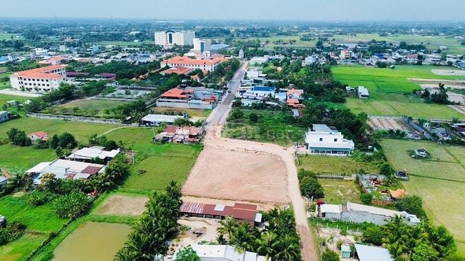 Nền đất 158m2 Sát trường Học THPT Hậu Nghĩa - đủ thổ - sổ riêng