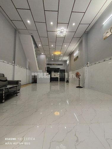 Nhà trung tâm Q11 giá chưa tới 100tr/m². 