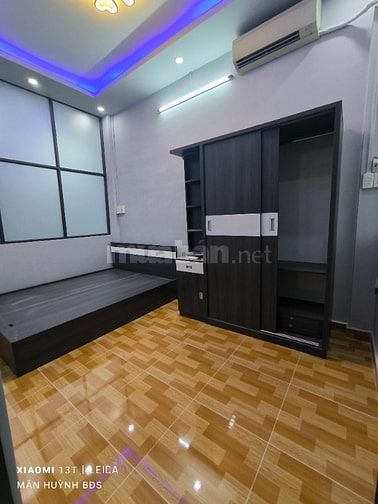 Nhà trung tâm Q11 giá chưa tới 100tr/m². 