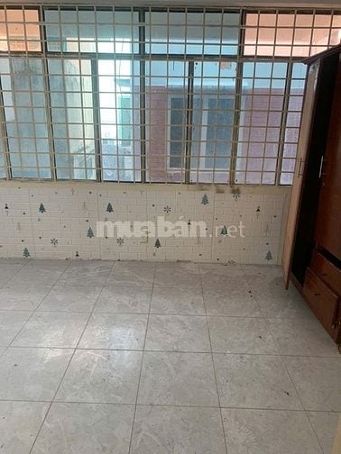 Cho thuê nguyên căn 3 lầu 3 phòng ngủ tại hẻm Trần Quang Diệu Quận 3