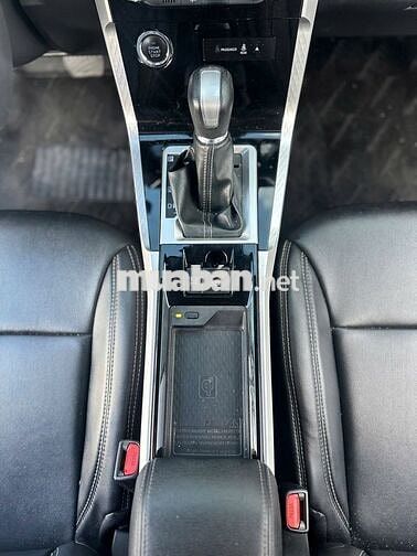 Xe gia đình Toyota Veloz Cross 2023 - 56000 km
