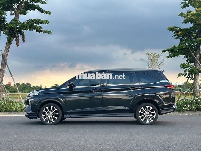 Xe gia đình Toyota Veloz Cross 2023 - 56000 km
