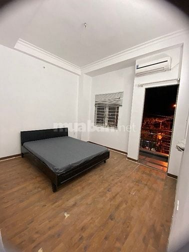 Phòng đôi thoáng mát, có ban công rộng rãi