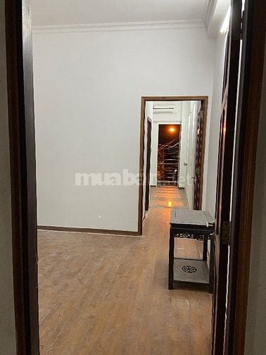 Phòng đôi thoáng mát, có ban công rộng rãi