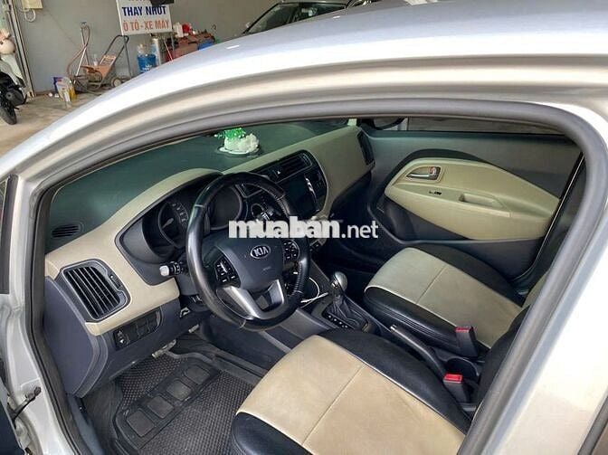 Kia Rio 2015 1.4 AT Sedan - 84799 km