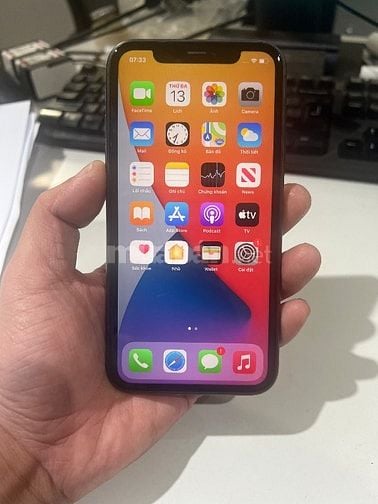 Iphone 11 64G máy nữ sử dụng giữ gìn