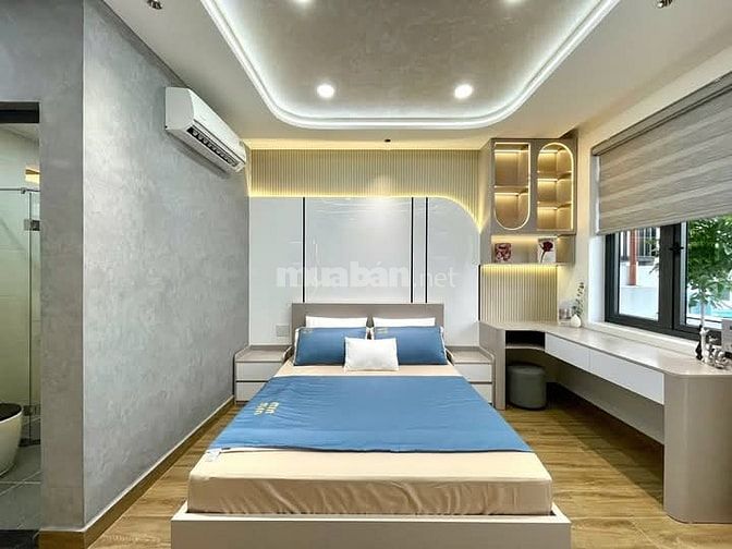 Nhà 4 x 11 đúc 1 lững 4 lầu có thang máy quang trung p11 gò vấp 