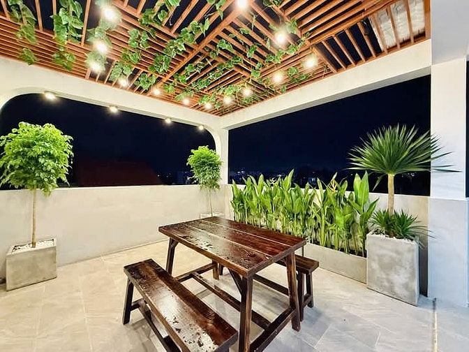 Nhà 4 x 11 đúc 1 lững 4 lầu có thang máy quang trung p11 gò vấp 