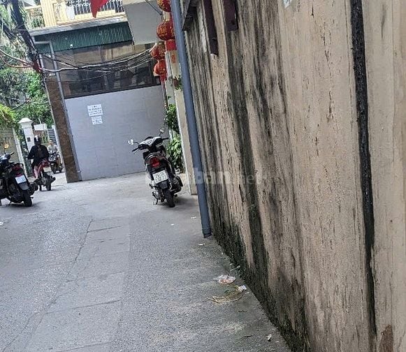 Bán gấp nhà Cầu Giấy, ô tô đỗ cổng, 5 tầng, giá nhỉnh 12 tỷ
