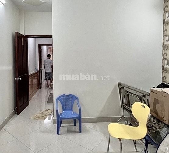 Bán nhà quận 7, xe hơi đậu cửa, 70m2, 3 tầng, chỉ 6.5 tỷ
