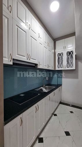 Bán nhàThượng Thụy, 7,95 tỷ, 42m2, 6 tầng, full nội thất, c