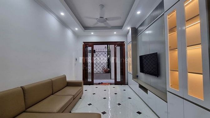 Bán nhàThượng Thụy, 7,95 tỷ, 42m2, 6 tầng, full nội thất, c