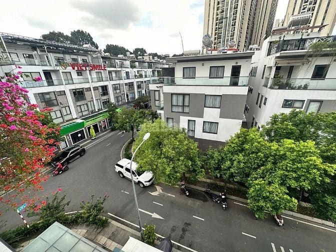 Bán nhà liền kế khu hà đô centrosa