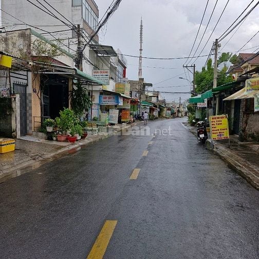 MẶT TIỀN KD ĐƯỜNG 385,QUẬN 9, ĐỐI DIỆN ĐH TC-MARKETING, 83M2, 7,5TỶ