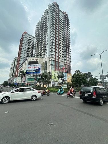 Bán LÂU ĐÀI PHỐ 6T 1200m2 ngang 20m Trần Văn Kiểu tặng NT TỶ ĐÔ 300 TỶ