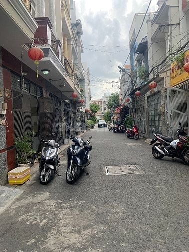 Cho thuê nhà 3,5 tấm, Số 83/20/16B, hẻm7m, Phạm Văn Bạch, P.15, Q.TB