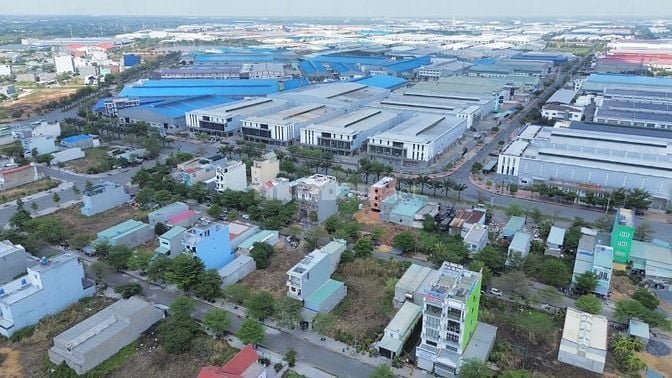 2 nền liền kề 10x33 m, tiện xây NHÀ VƯỜN - BIỆT THỰ, cách TP chỉ 15p