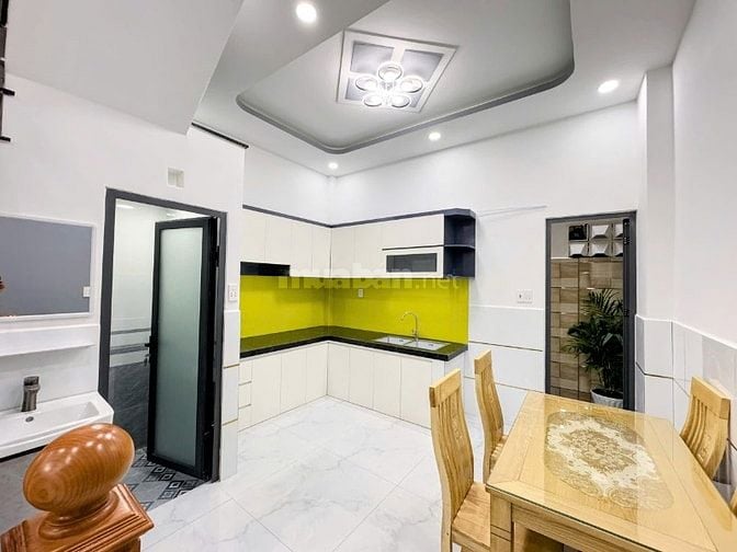 Bán nhà đường Bình Trị Đông, Bình Tân: 4mx12m 1 trệt 1 lầu, 3PN 2WC