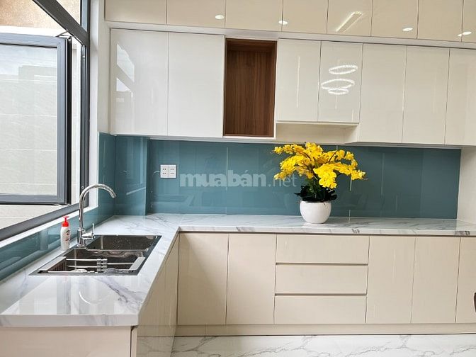 BÁN CẶP NHÀ MỚI XÂY 100% 8X30 3 TẦNG SỔ HỒNG RIÊNG SANG TÊN NGAY