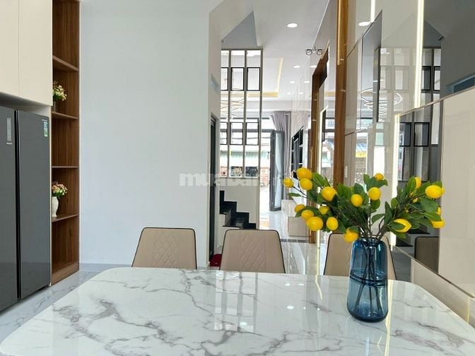 BÁN CẶP NHÀ MỚI XÂY 100% 8X30 3 TẦNG SỔ HỒNG RIÊNG SANG TÊN NGAY