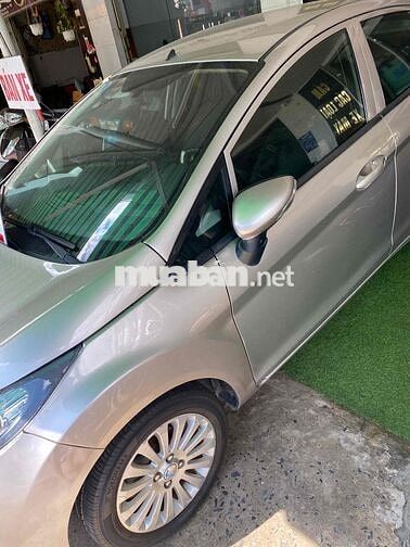 Ford Fiesta 2011 1.6 AT Sedan - 140000 km