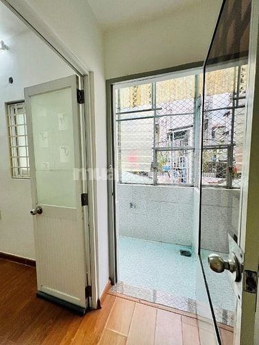 Cho thuê nhà riêng 2PN, 2WC, 80m2, giá tốt tại Hẻm 30, Thích Quảng Đức