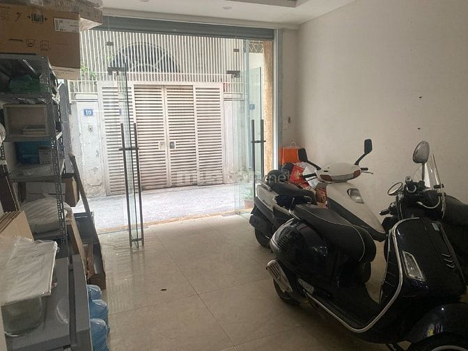 Cho thuê Tầng 1&2 làm văn phòng, cửa hàng... Vị trí trung tâm Láng Hạ