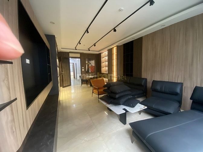 Cho thuê Tầng 1&2 làm văn phòng, cửa hàng... Vị trí trung tâm Láng Hạ