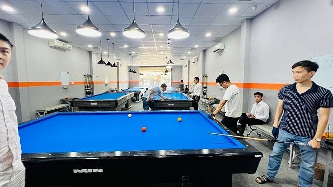 Tiệm bida đường Tam Bình, P.HBC cần tuyển nam phục vụ