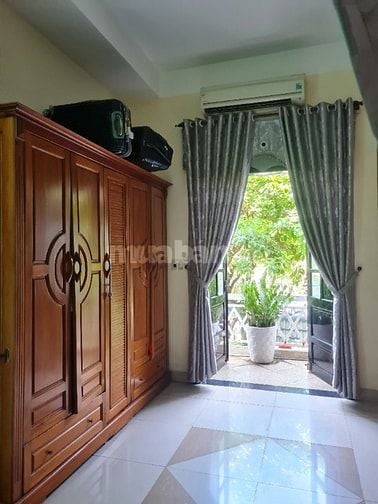 GIẢM SÂU BÁN NHANH NHÀ 3 TẦNG 3 MÊ NGAY TRUNG TÂM GIÁ CHỈ BẰNG GIÁ ĐẤT
