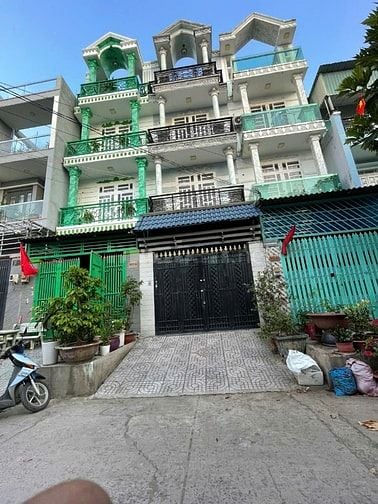 cho thuê nhà 3 tầng 5PN có máy lạnh