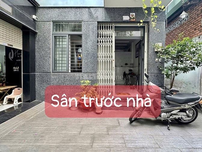 Để có giá tốt nhất Huỳnh Phụng xin mời quý a chị theo e chốt căn nhà t